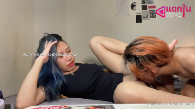 คลิปหลุดOnlyfans notfullbaht สาวผมสีน้ำเงินสาวขี้เงี่ยนสุดเด็ดๆ มาโดนแฟนหนุ่มจับแหวกขาเลียหีทั้งที่พึ่งตื่น แล้วมาจับเย็ดกระแทกหีลีลาอย่างเด็ดซอยหีอย่างแจ่มจัดๆ เย็ดท่าหมาเข้าไปร้องเสียวจัดๆ