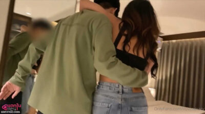 คลิปหลุดโอลี่แฟน ilovesexary ไอเลิฟลากน้องชามุกมารุมเย็ด chamook27 ที่โรงแรมแบบเสียวๆเอาควยให้โม๊คแบบไม่ยั้งก่อนซอยหีรัวๆ